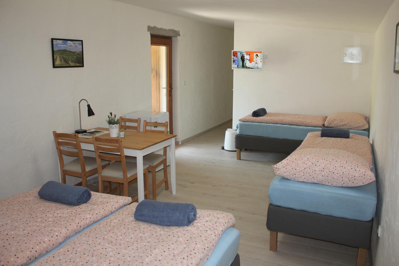 Apartman Lipa Mikulov Exterior photo