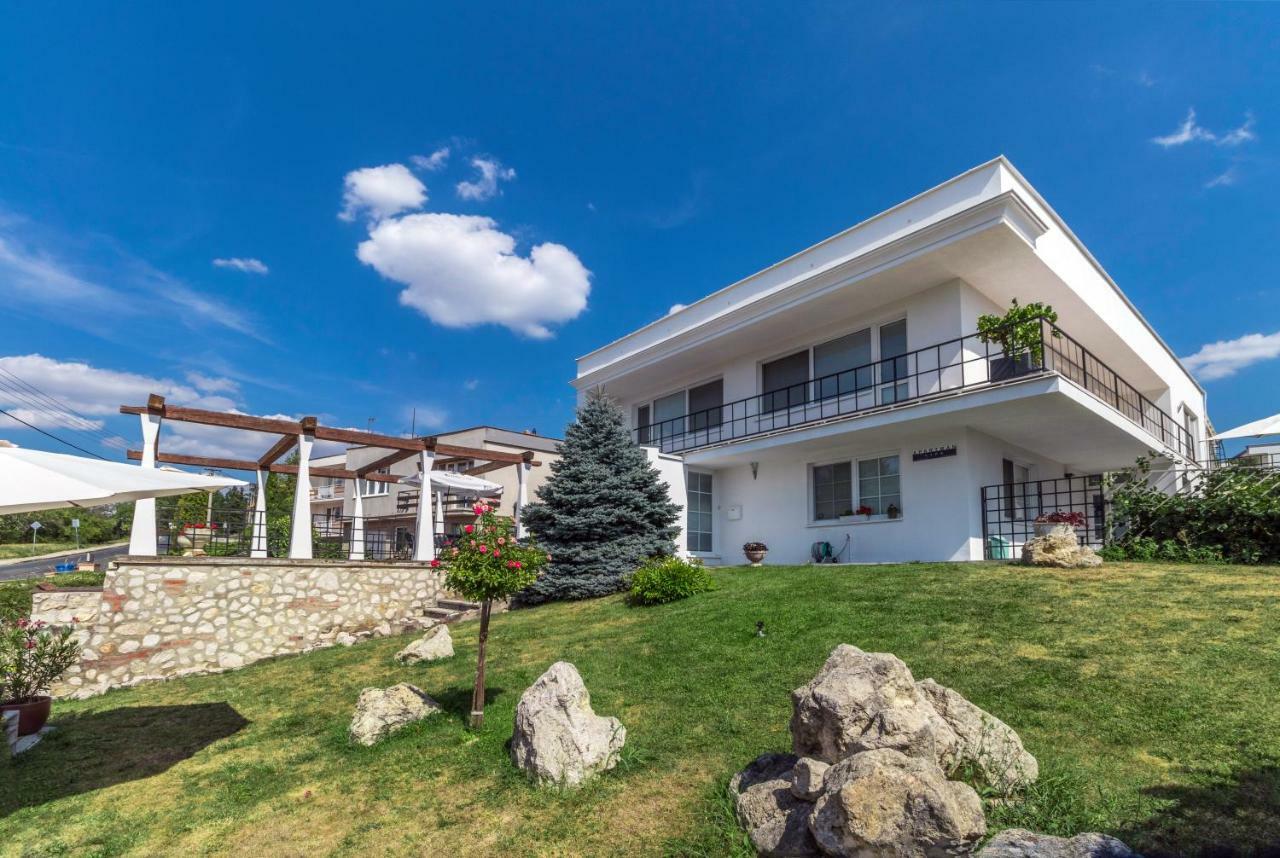Apartman Lipa Mikulov Exterior photo